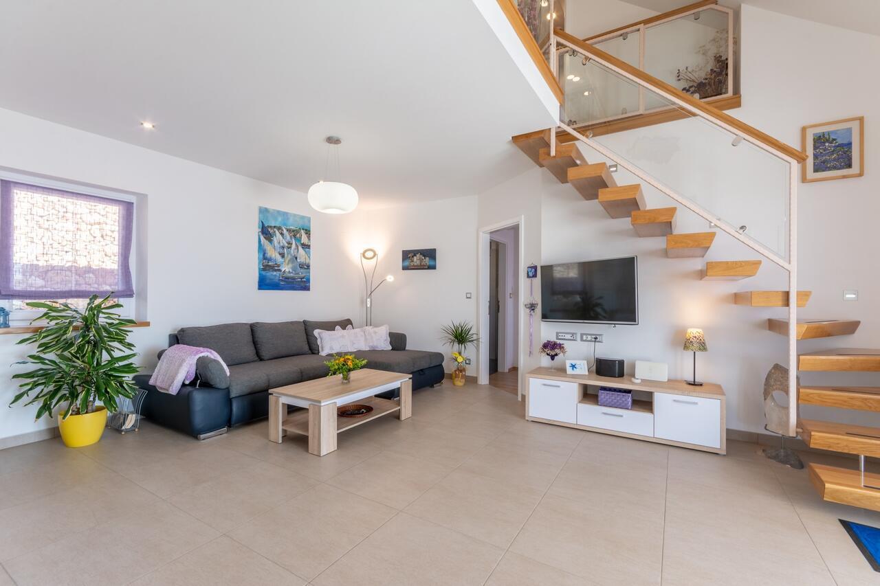 Villa Blue Sky Bol Ngoại thất bức ảnh